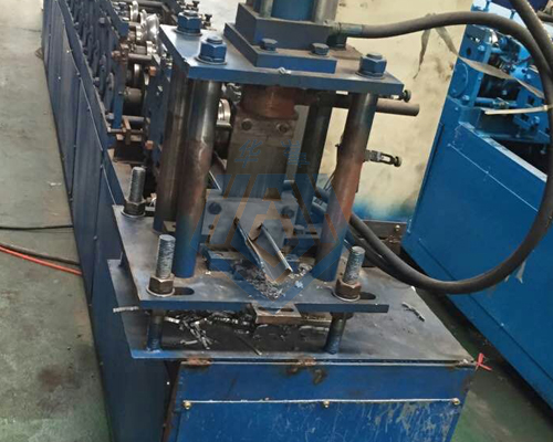 防盜門(mén)窗包邊成型機(jī)